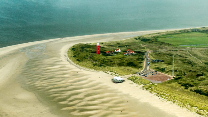 Der Leuchtturm von Texel aus der Luft