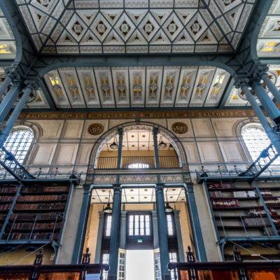 Im Inneren der Bibliothèque Schœlcher in Fort-de-France