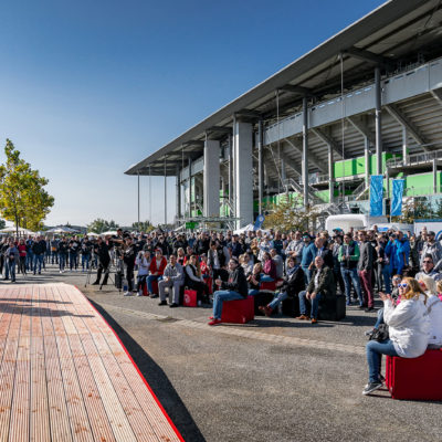 Auch der Außenbereich der Volkswagen Arena kann für Events gebucht werden; Foto: VfL Wolfsburg / Volkswagen Arena